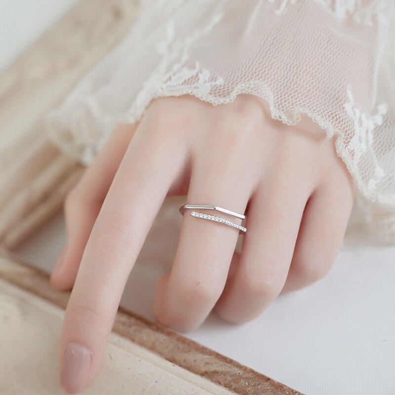 Millie Ring