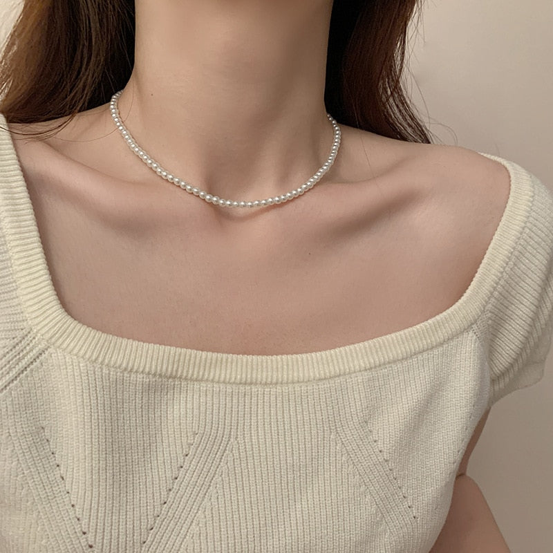 Classic Elegant White Pearl Chokers Necklace