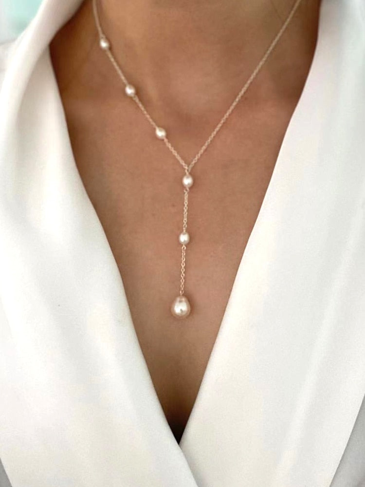 Natural Freshwater Pearl Pendant Necklace