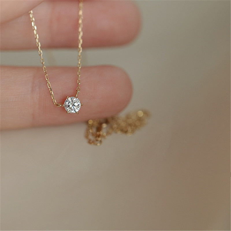 Versatile Single Sparkling Zircon Clavicle Chain